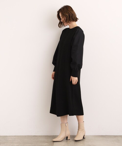 BURBERRY ホース刺繍 ニットワンピース 黒 40 grove（グローブ） ワンピース 一枚で華やぐ、袖布帛ケーブルニット