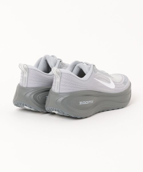 NIKE（ナイキ） スニーカー VOMERO PLUS ズーム ボメロ プラス MHV8150