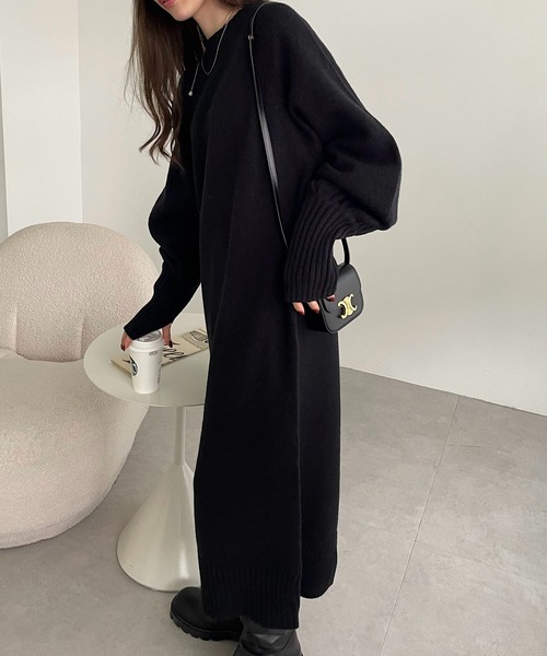 andme（アンドミー） ワンピース ボリューム袖サムホールニットロング