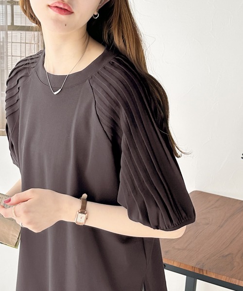ブラウス シャツ カジュアルな中にも上品さを。綿100%　袖山タックラグラン半袖Tシャツ レディース | classicalelf | 20