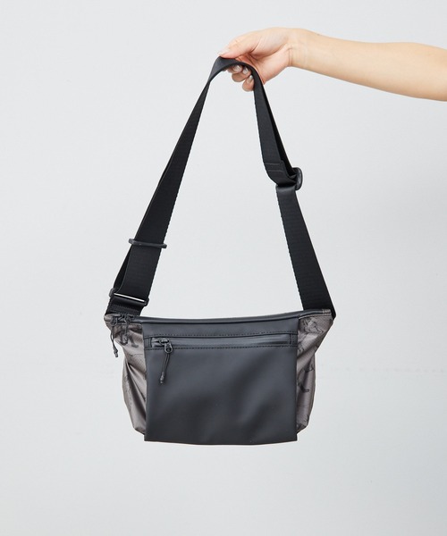 ear PAPILLONNER（イアパピヨネ）の「【BURLAP OUTFITTER×ear】メタル