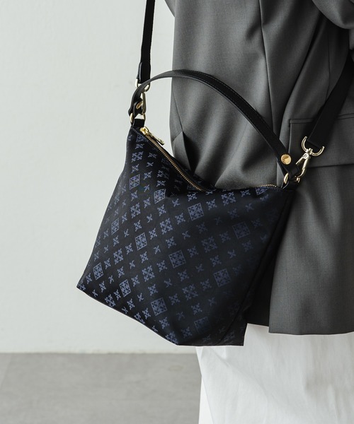 russet（ラシット） ショルダーバッグ FREE ブラック レディース