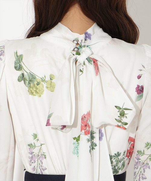 AND COUTURE（アンドクチュール） ワンピース クラシックフラワー