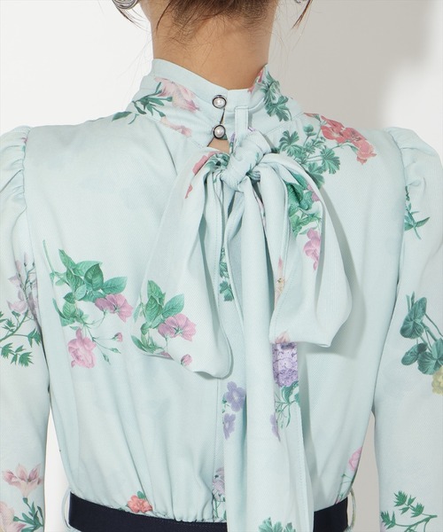 AND COUTURE（アンドクチュール） ワンピース クラシックフラワー