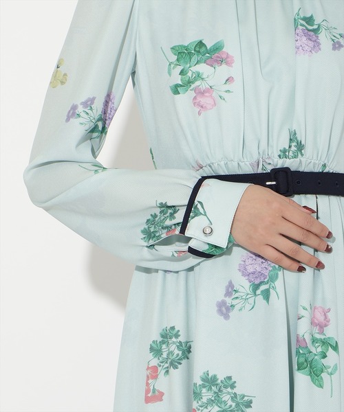 AND COUTURE（アンドクチュール） ワンピース クラシックフラワー