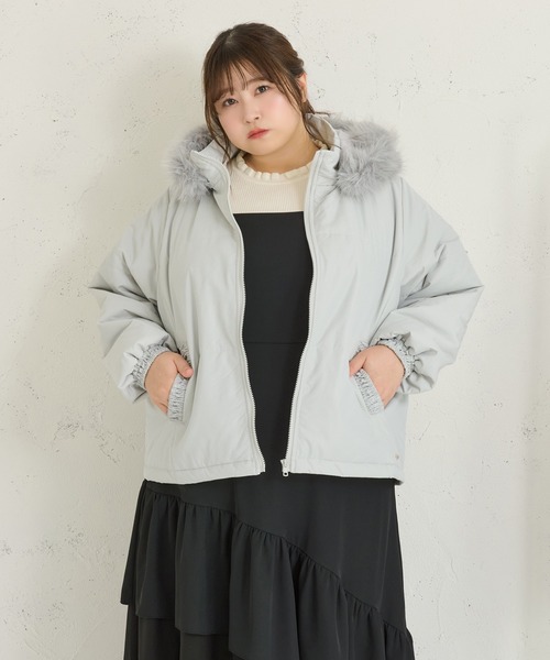 お値下げしました‼️Louiosy チャーム付き取り外しフードファー中綿ジャケット Louiosy（ルオシー） ダウンコート ダウンジャケット 「大きいサイズ