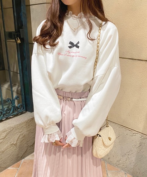 Bibiy ANNA PUFF TOP レースレイヤード スウェットトレーナー Bibiy ANNA PUFF TOP レースレイヤード スウェットトレーナー Bibiy