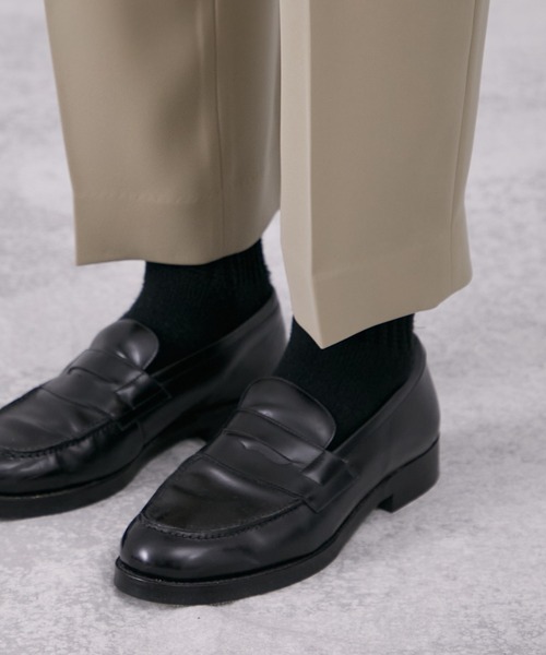 【新品】PUBLIC TOKYO ３タックリオーネテーパードパンツ PUBLIC TOKYO（パブリックトウキョウ）の「3タックリオーネ