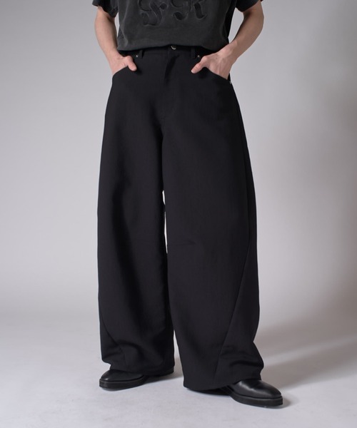 今だけ！！期間限定価格！！美品！！【THE ROW】メンズ ブラック スラックス メンズ パンツ＆ショーツ：パンツ、ジョガー、ショーツ l The Row
