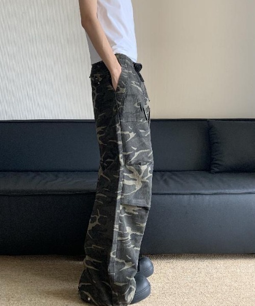 ミリタリー風カーゴパンツ FreeZone カーゴパンツ 「 裾絞り可能 」ワイドシルエット