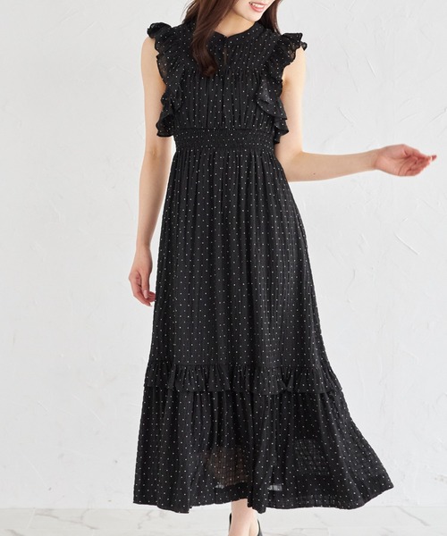 フリル付きドットシャーリングワンピース オフホワイト tocco closet ワンピース フリル付きドットシャーリング