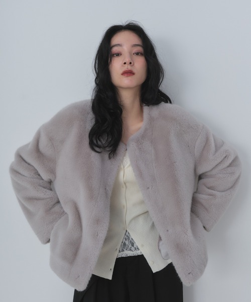 Shelly island（シェリーアイランド） ノーカラーコート コート ファー