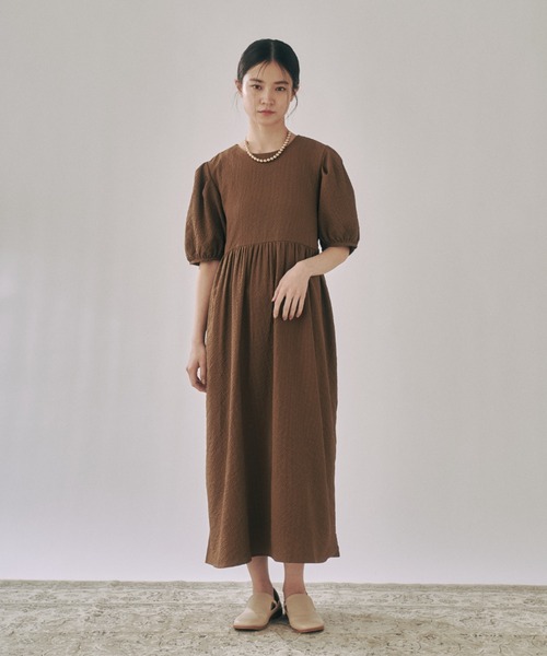 「moi tytto」 半袖ワンピース FREE ベージュ レディース_画像3