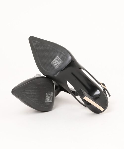 CHARLES ＆ KEITH（チャールズ&キース） パンプス Kerra ケラ ポイン