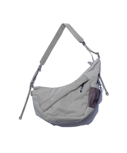 F/CE.（エフシーイー） ショルダーバッグ F/CE. TEXTURED TWILL HORN 