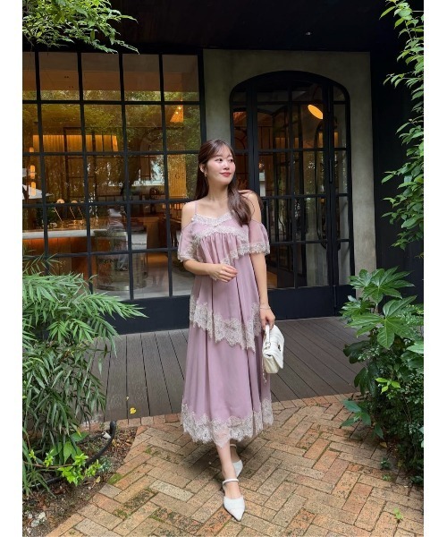 Her lip to ワンピース Isadora Lace Tiered Camisole Dress