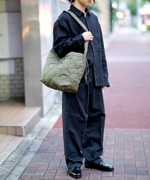 on オン　ショルダーバッグ TAION（タイオン） ショルダーバッグ ミリタリー ダウンショルダー