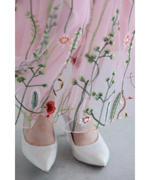 cawaii スカート 一面に広がる花刺繍チュールミディアムスカート