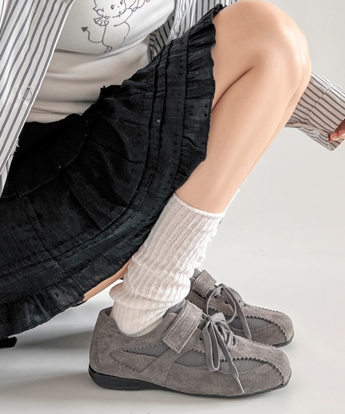  グレー スエード スニーカー2足 Shoes in Closet（シュークロ） スニーカー 超軽量 2WAY レース紐付