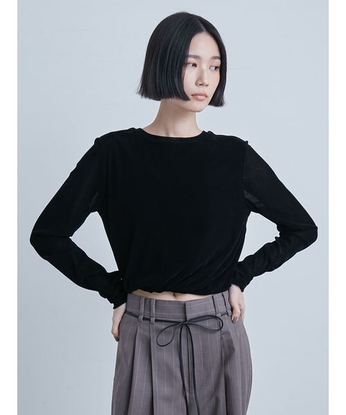 MIESROHE ミースロエ トップス ブラック 黒 サイズ:FREE / 24春夏 フロッキー チュール 半袖 トップス / カットソー スタンドネック ドレープ シアー ドット柄 / Tシャツ【レディース】【中古】 MIESROHE（ミースロエ） tシャツ フロッキーチュールねじりTシャツ