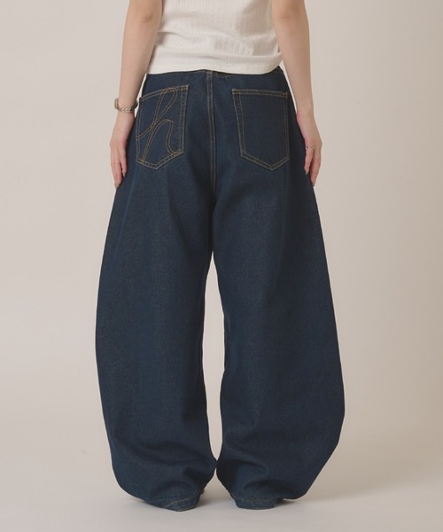 ジーンズ デニム デニムパンツ stitch curve pants / ステッチカーブパンツ レディース メンズの画像