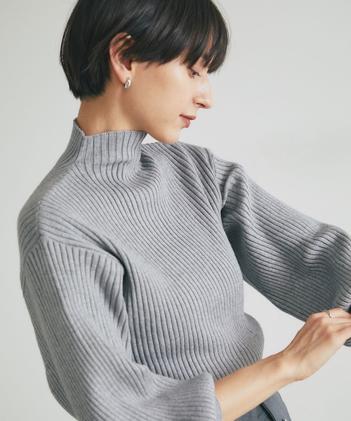 ボトルネック ラフ感キレイめニットソー  グレー ボートネックニットソー - SOÉJU online store｜上質な大人の女性の