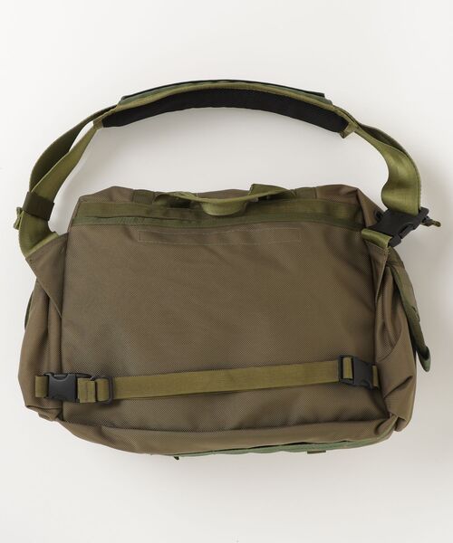 BRIEFING メッセンジャーバッグ オリーブグリーン BRIEFING（ブリーフィング） メッセンジャーバッグ - グリーン メンズ
