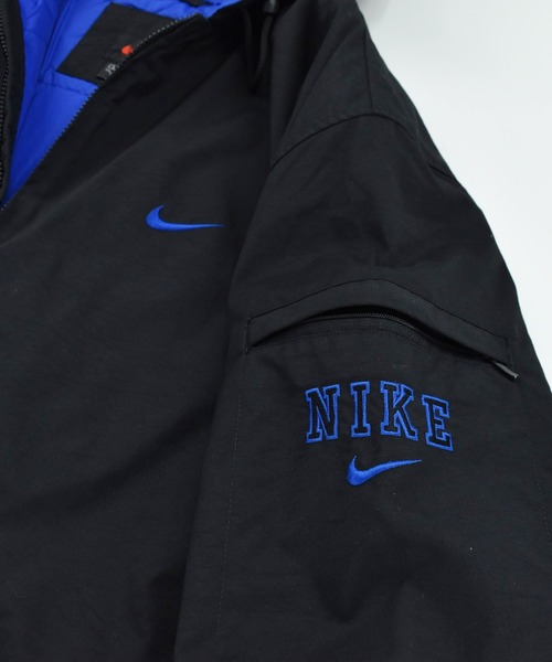 NIKE（ナイキ） ナイロンジャケット 「USED」Y2K NIKE 中綿入り