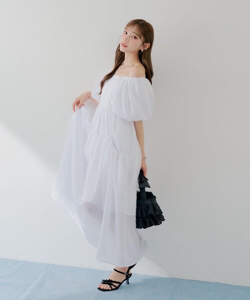 Chico ロングワンピース Chico（チコ） ワンピース 「SALON by Chico」パフ袖ドビーロング