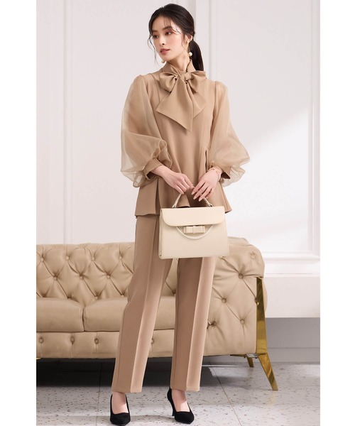 Cinderella（シンデレラ） セットアップ LARGE ベージュ レディース