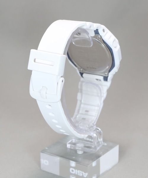 G-SHOCK GMA-S2100-1AJF カーボンコアガード美品 G-SHOCK 腕時計 GMA SERIES / カーボンコアガード GMA-S2100