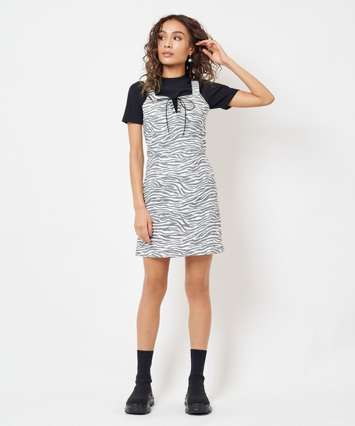 新品タグ付き　spiralgirlフロントレースアップゼブラ柄ワンピース SPIRALGIRL ワンピース フロントレースアップゼブラ柄ワンピース