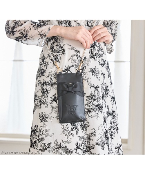 tocco ワンピースとFURULAショルダーバッグ