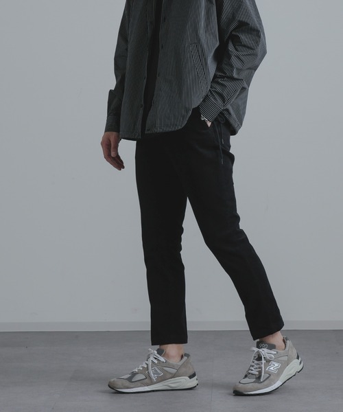 ブラックコーデュロイ スラックス 30 ブラックコーデュロイ スラックス 30