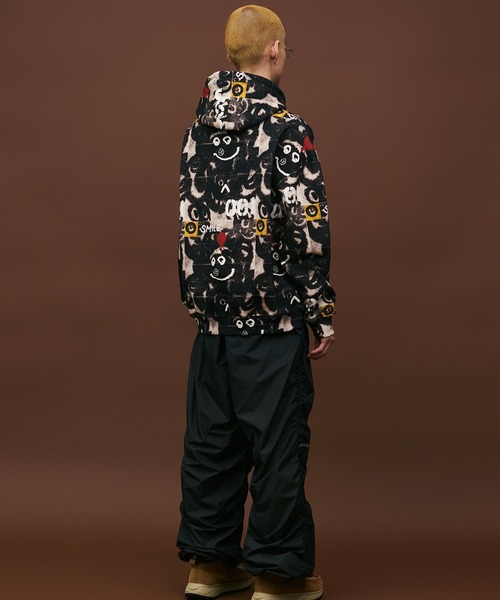 ★送料・関税込★YESEYESEE★YESEYESEE x HIKER WORKSHOP X-3★ YESEYESEE パーカー C-Logo Hoodie メンズ レディース