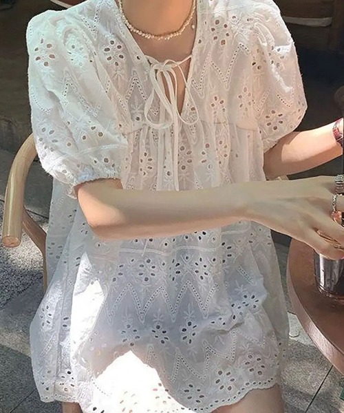 AMERI VINTAGEエンブロイダリーパフブラウス Ameri VINTAGE（シャツ/ブラウス(長袖/七分)）のフリマアイテム一覧