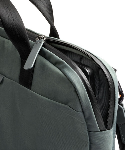ビジネスバッグ Bellroy/ビジネスバッグ Tokyo Laptop Bag 14 ライトブラック(廃盤カラー) レディース メンズ