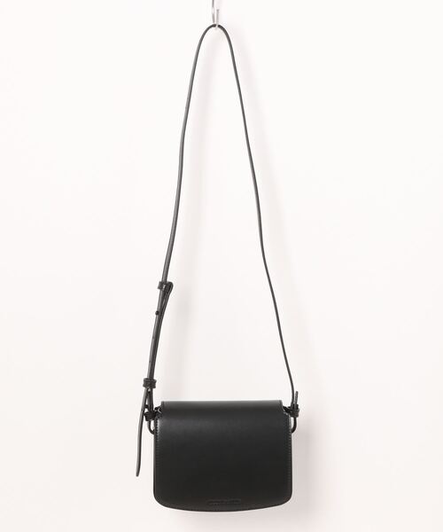 CHARLES & KEITH ボクシー フロントフラップショルダーバッグ CHARLES ＆ KEITH ショルダーバッグ バッグ ボクシー フロント