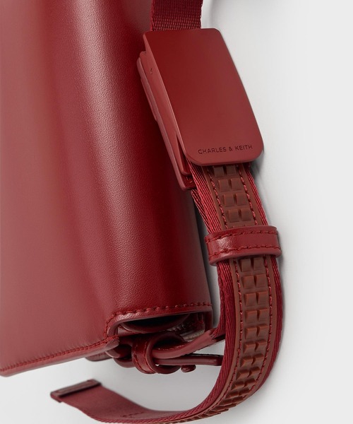 CHARLES ＆ KEITH ショルダーバッグ バッグ ボクシー フロント