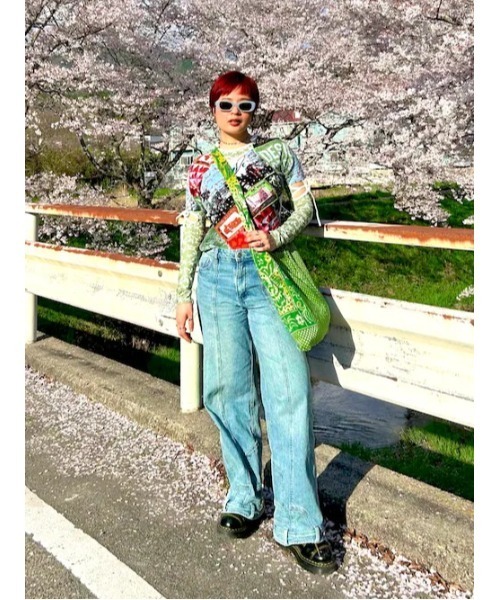 Desigual（デシグアル） ジーンズ デニム デニムパンツ ユニーク裾
