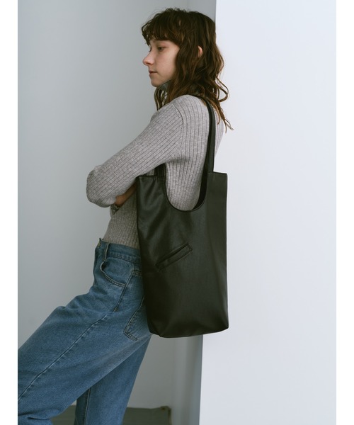 un/neu 「un/neu」 トートバッグ FREE シルバー レディース