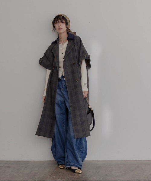 【美品】エイミーイストワール　トレンチコート　Mサイズ　デニム生地　ロゴ　総柄 美品】エイミーイストワール トレンチコート Mサイズ デニム生地 ロゴ 総柄