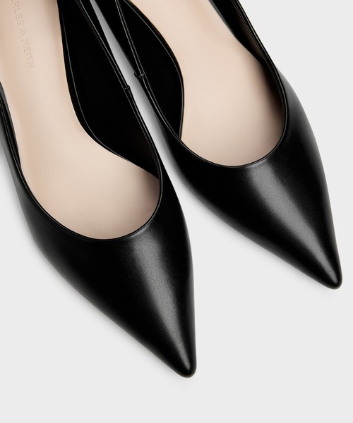CHARLES ＆ KEITH（チャールズ&キース） パンプス Kerra ケラ ポイン