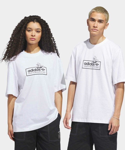 アディダス Tシャツ XSとS adidas（アディダス）の「スポーツ グラフィック カリ Tシャツ