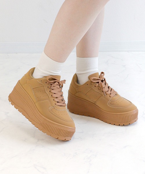 LOVEHUNTER（ラブハンター） スニーカー 厚底 ローカット コートタイプ