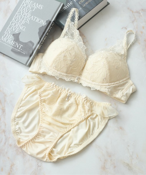 Dolce Fiora（ドルチェ フィオラ） ブラジャー ショーツセット 「ノン