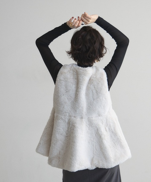 タグ付き未使用♡ファーペプラムジレ ペプラムファー切替ジレ - ベルーナ【公式】