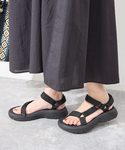 厚底 teva スポーツサンダル サンダル T...の詳細画像4