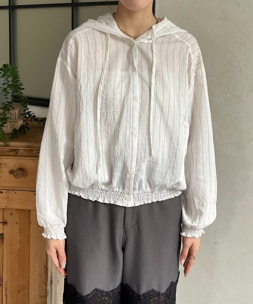 Thevon（ゼヴォン） ブルゾン アウター ストライプ柄フーディー