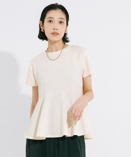 coca（コカ） tシャツ ＼26ss新色追加／ エンボス加工裾フリル半袖プル
